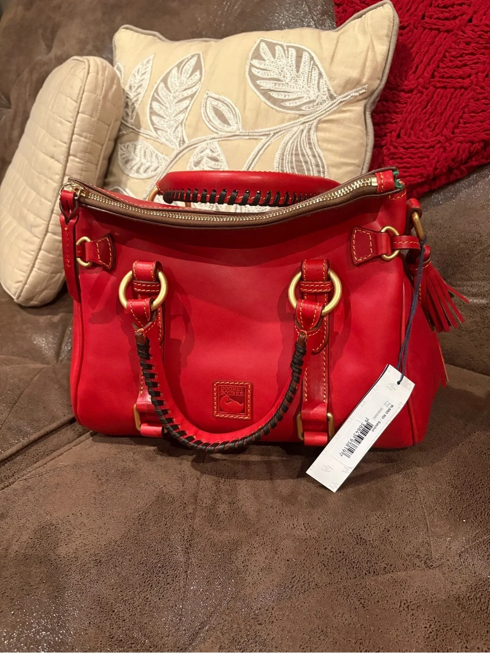 💖SPOTLIGHT💖NWT Dooney & Bourke Red Florentine Satchel with Gold Hardware